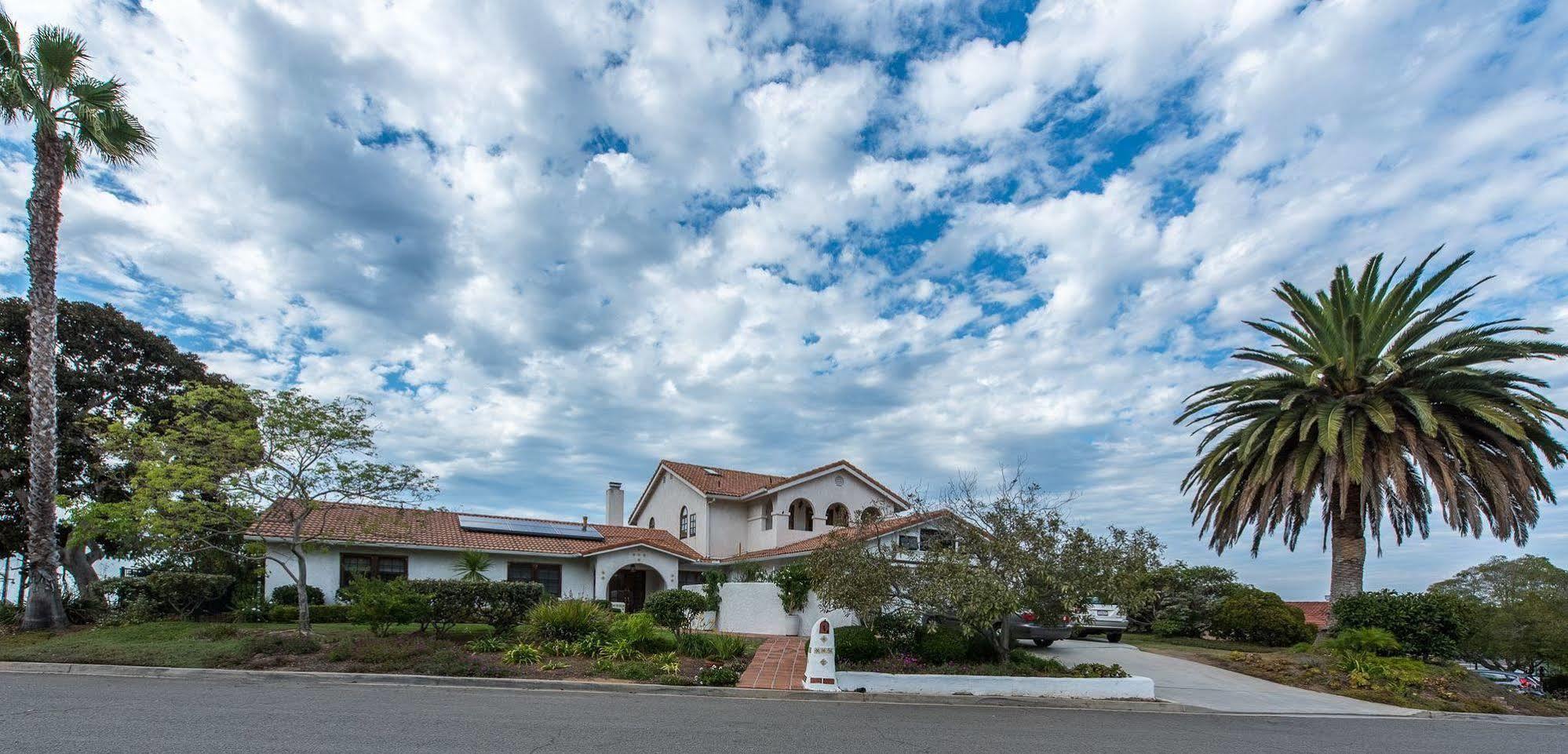 Couette-café Kate Stanton Encinitas